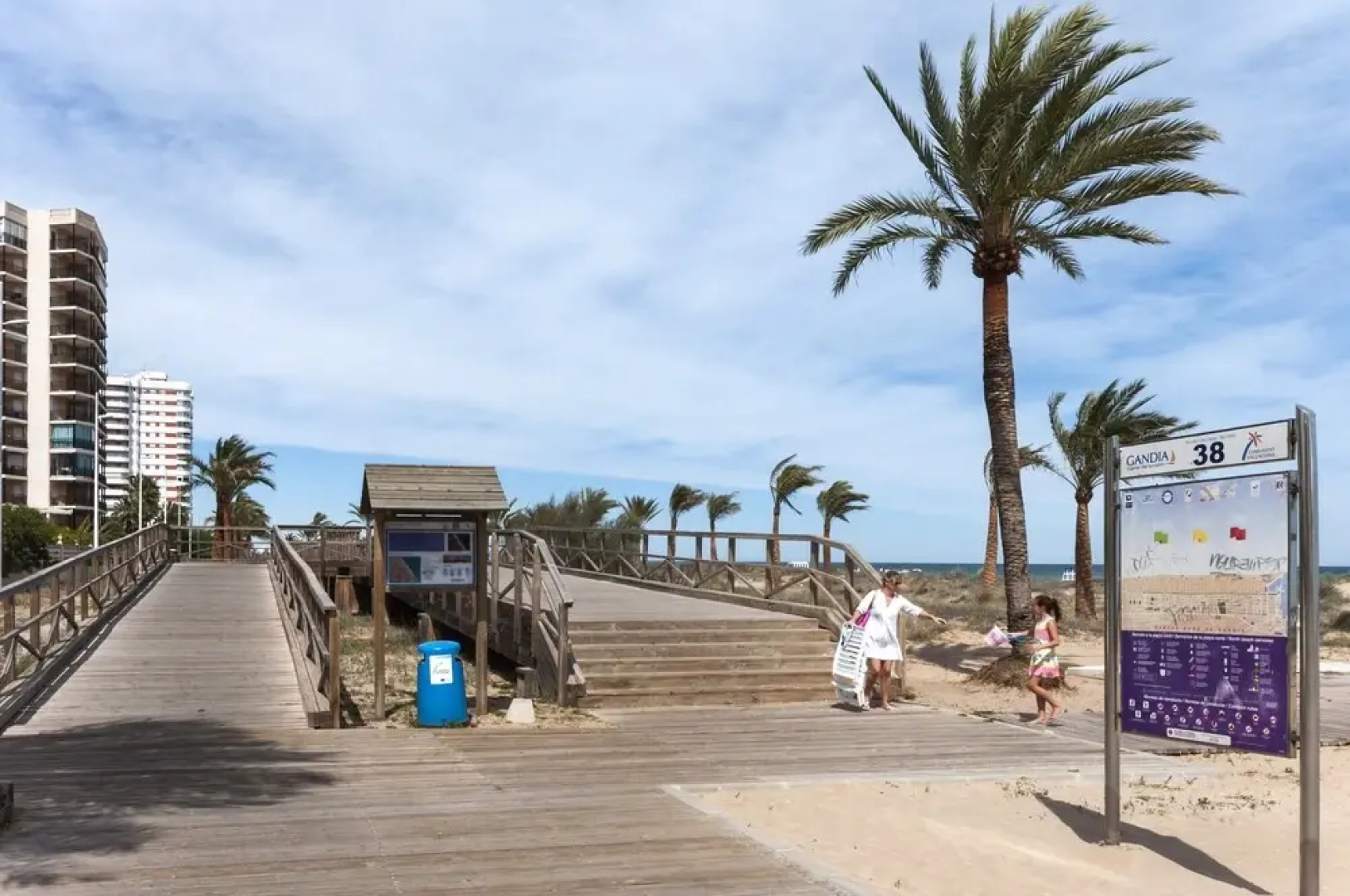 Alejandrita - Apartment With Shared Pool in Playa De Gandia
