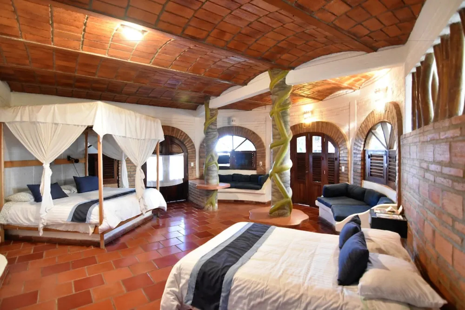 Sayulita Beach House Hotel