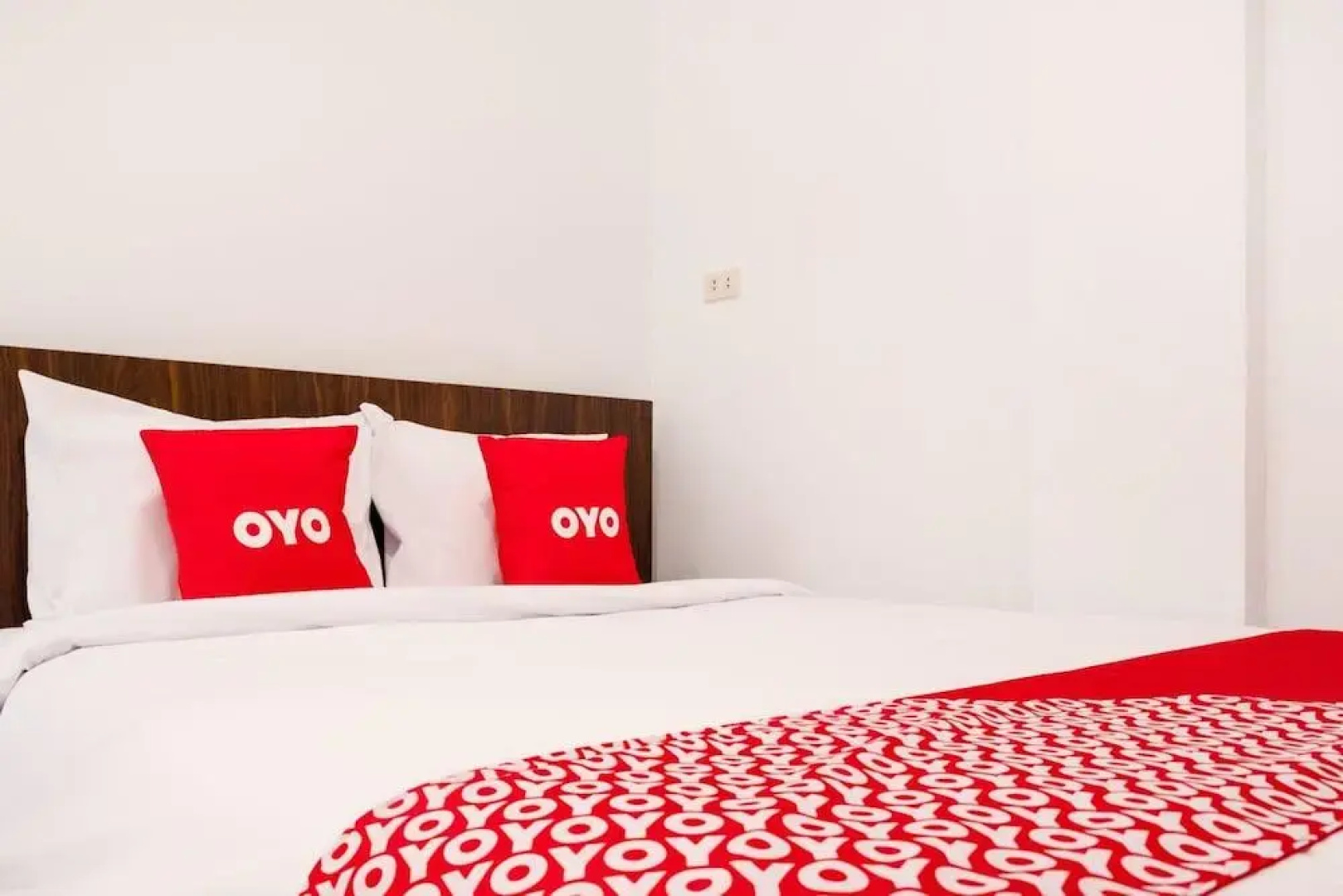 33 Avenue by OYO Rooms