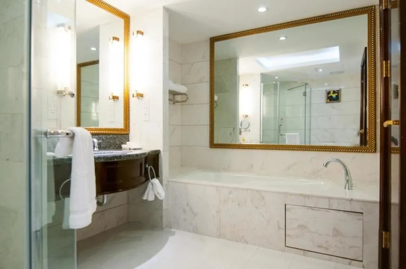 St. Treasure Luxury Qinghai China