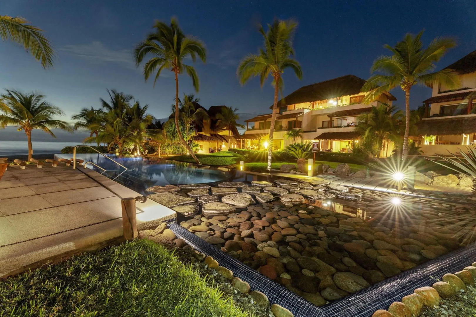 Las Palmas Luxury Villas