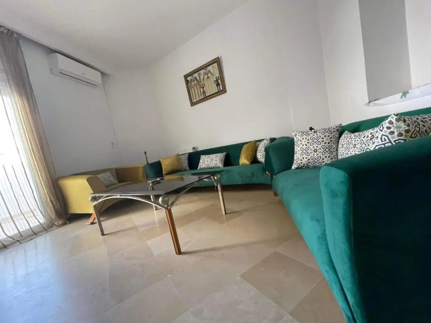 Résidence Ahlem luxueux 3 chambres salon