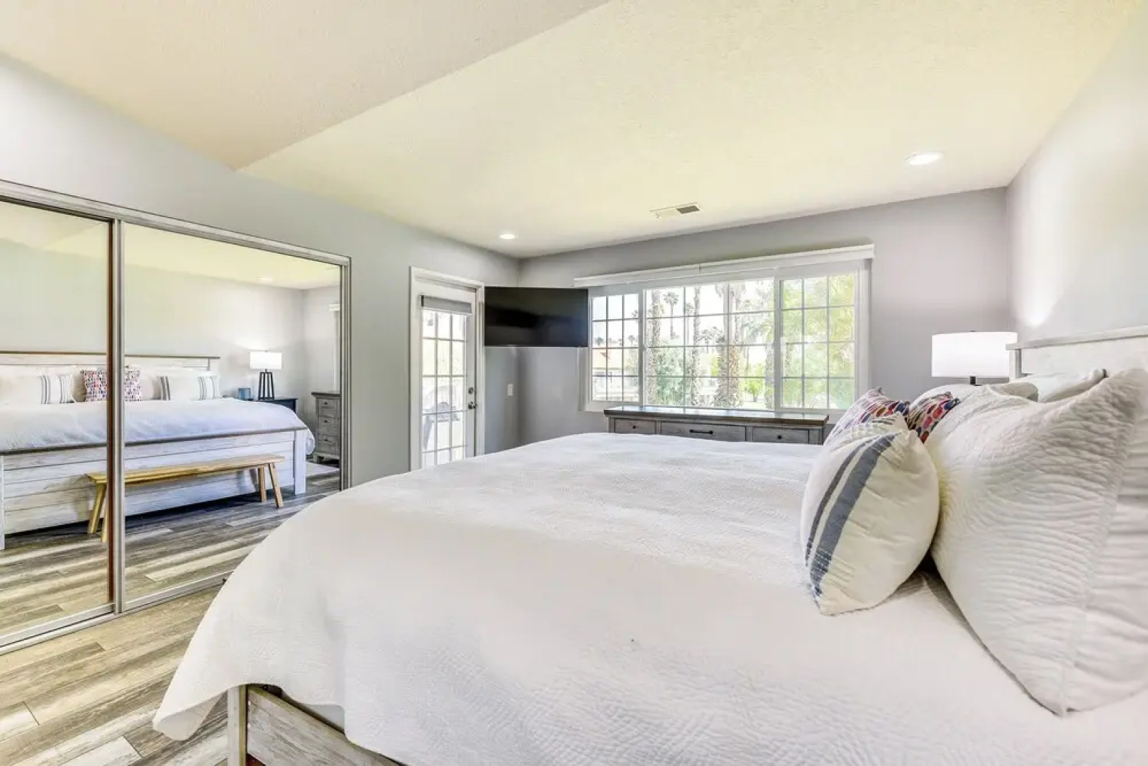 Pool Access: Newly Renovated Palm Desert Condo