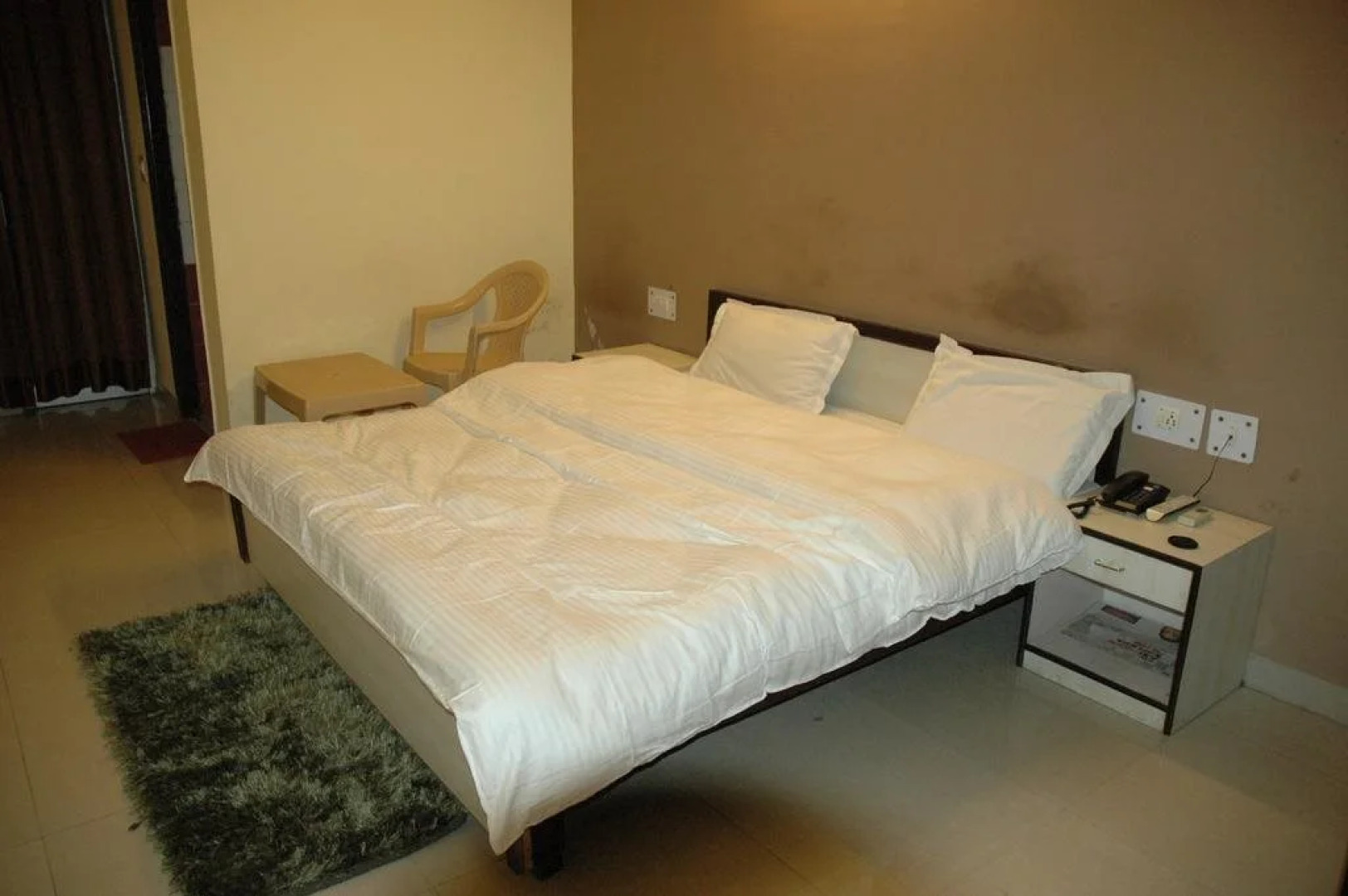 OYO 12784 Fabebo Hotel