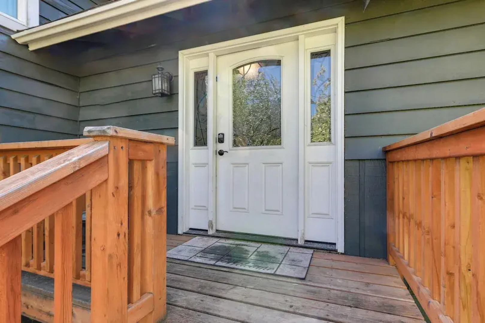 1 Mi to Downtown & River: Family Apt in Fairbanks