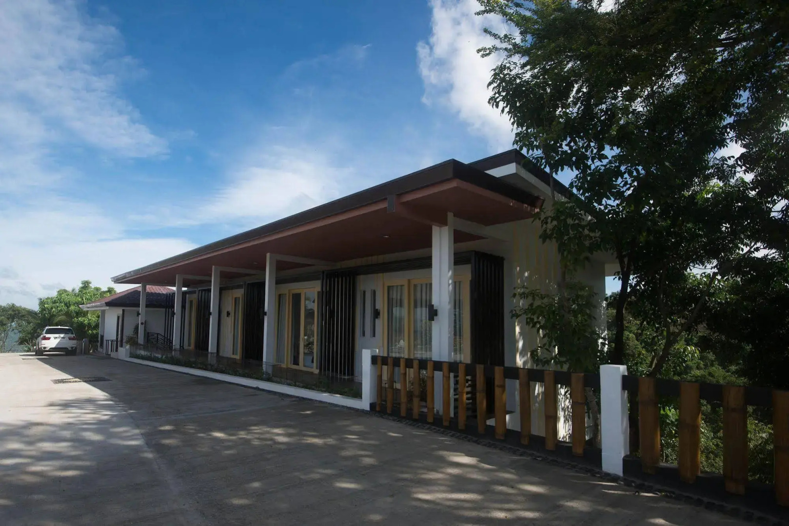 Ultra Winds Mountain Resort