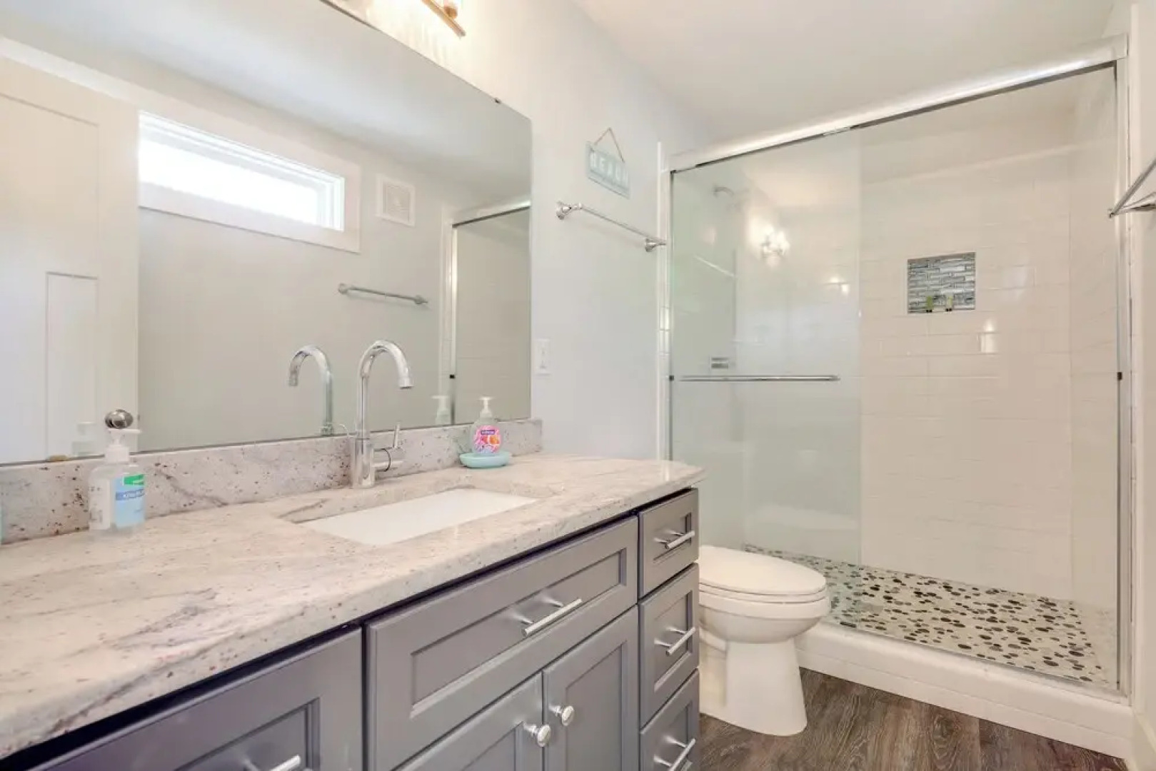 Modern Oak Island Escape: 1 Mile to Long Beach!