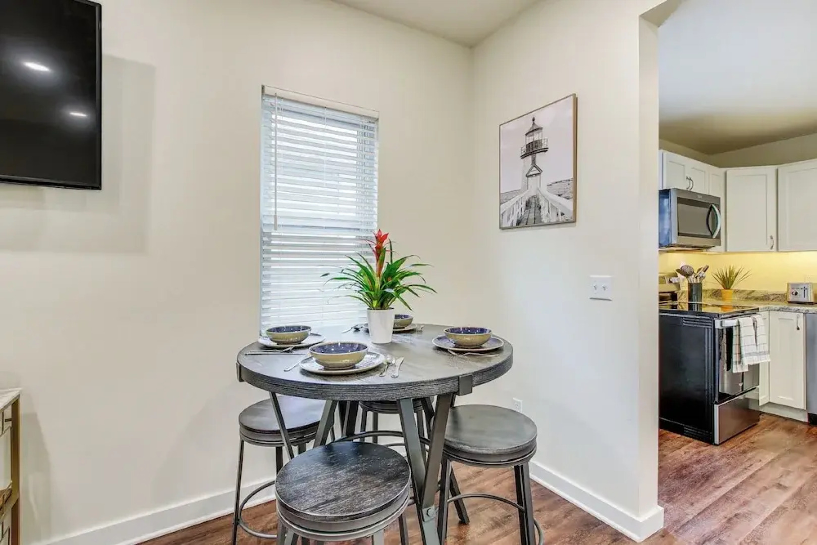 Dog-friendly Sheboygan Home - 1 Mi to Town!