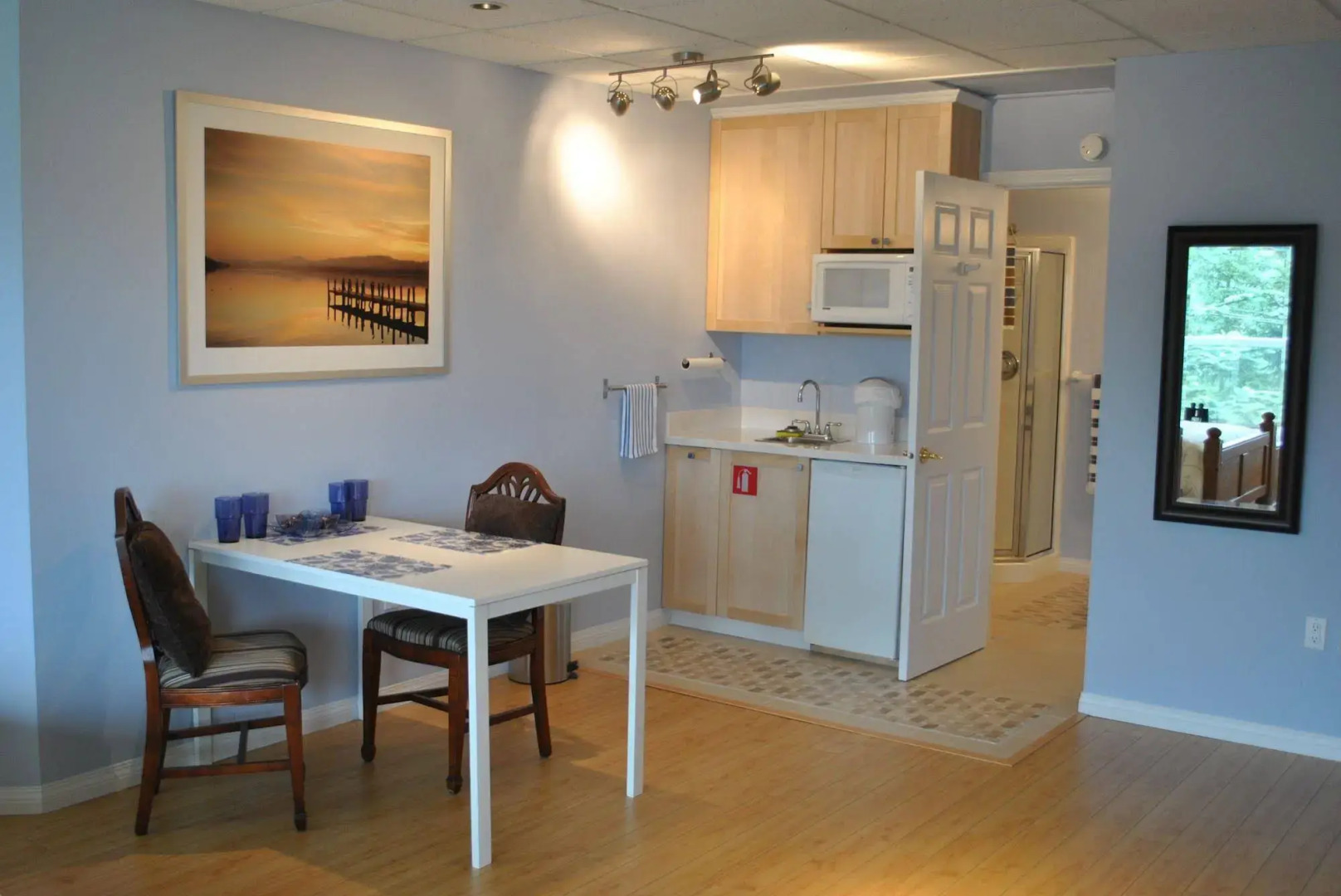 Madeira Park Vacation Suite