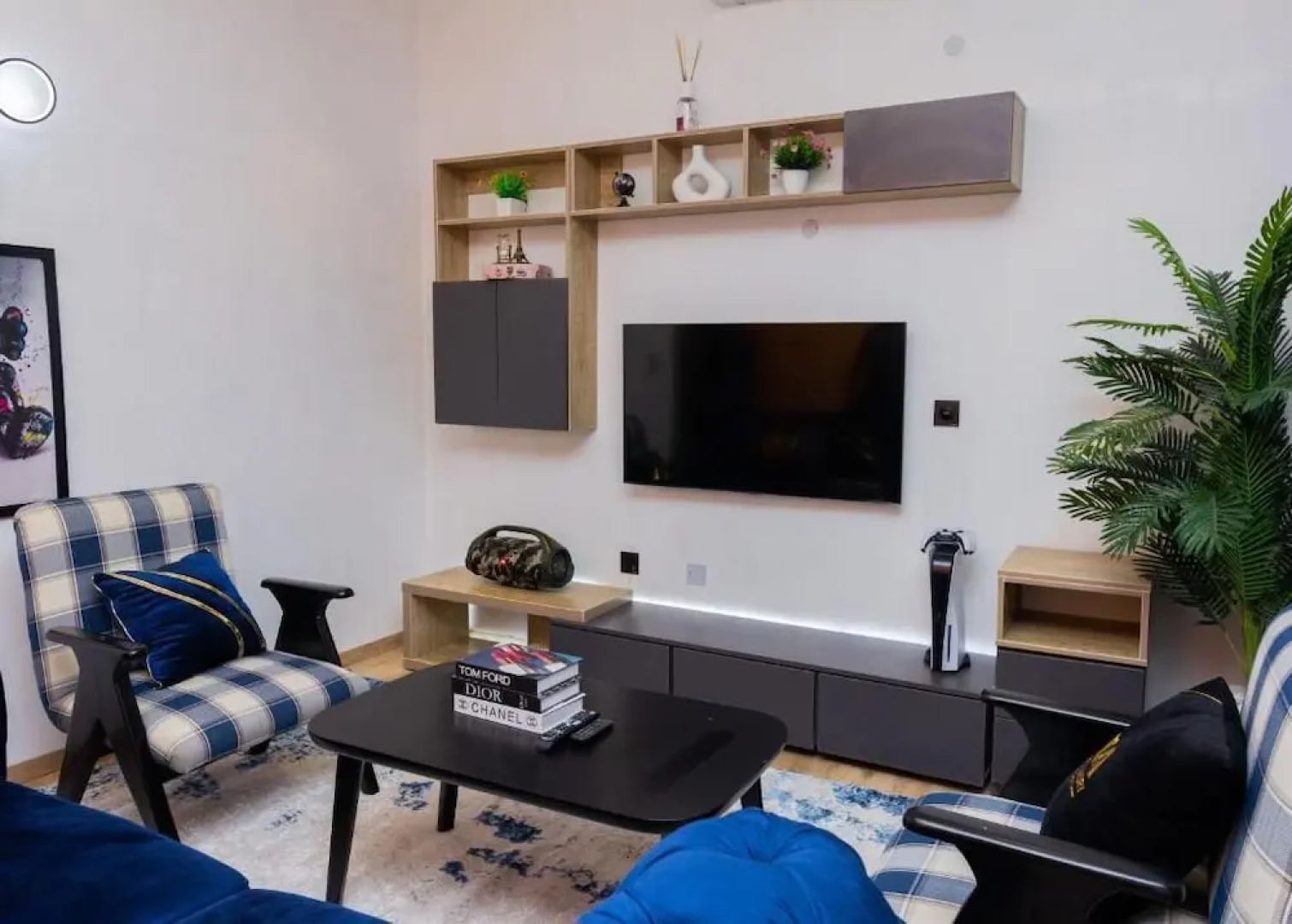 Hotel and Luxury Apartment by Trips