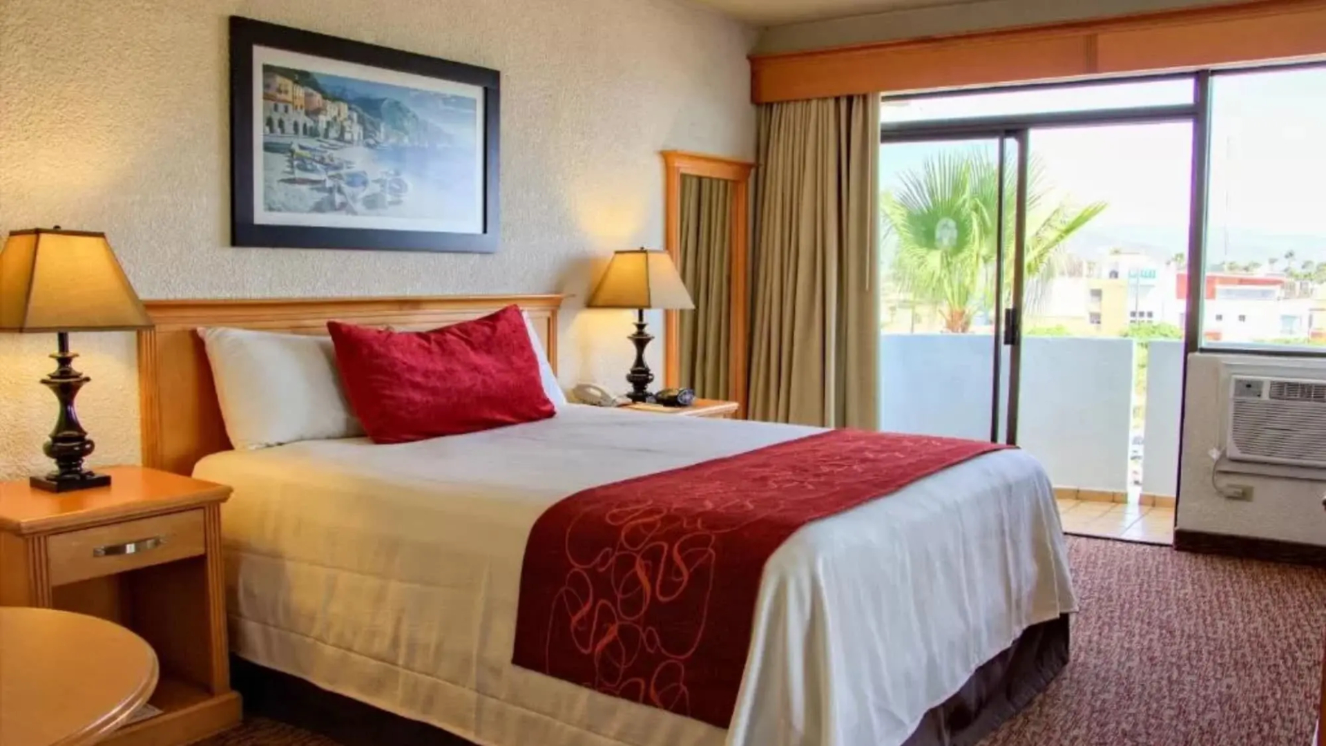 Corona Hotel & Spa