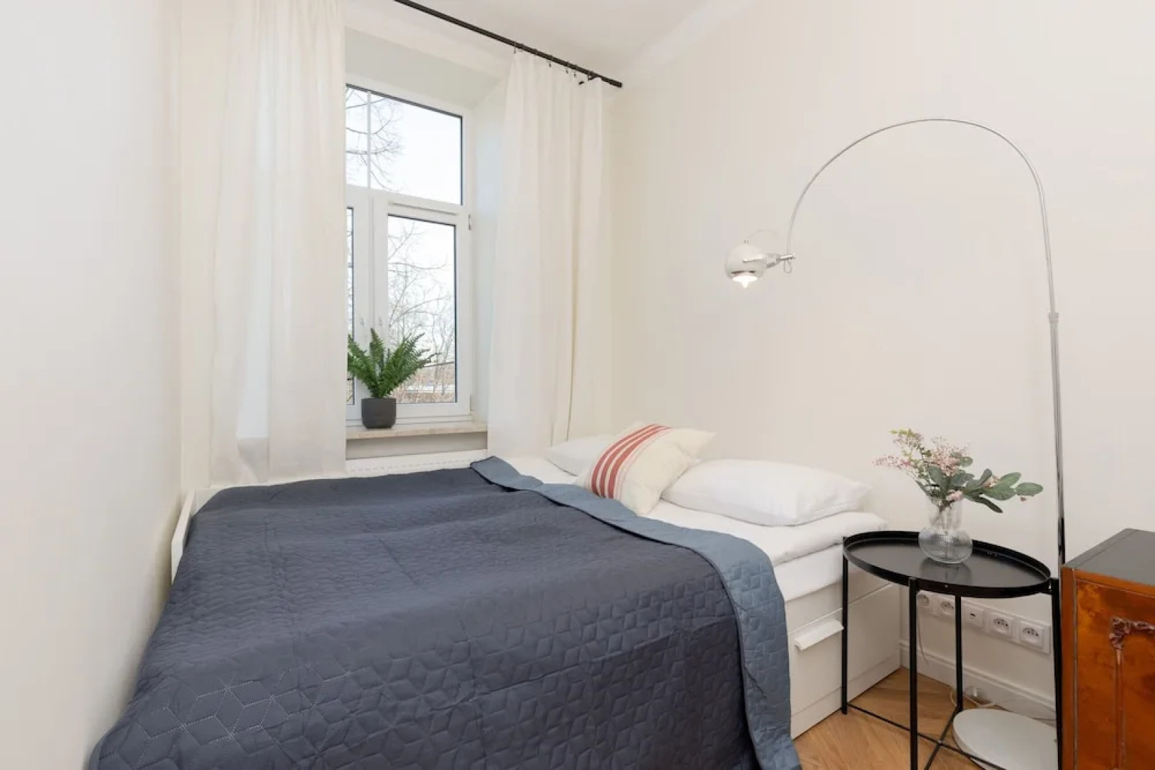 Atmospheric Apartment by Renters