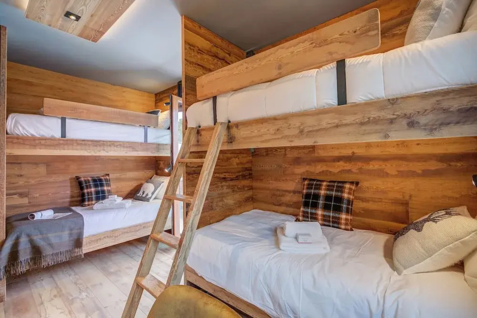 Simona Luxury Apartment few steps from sk