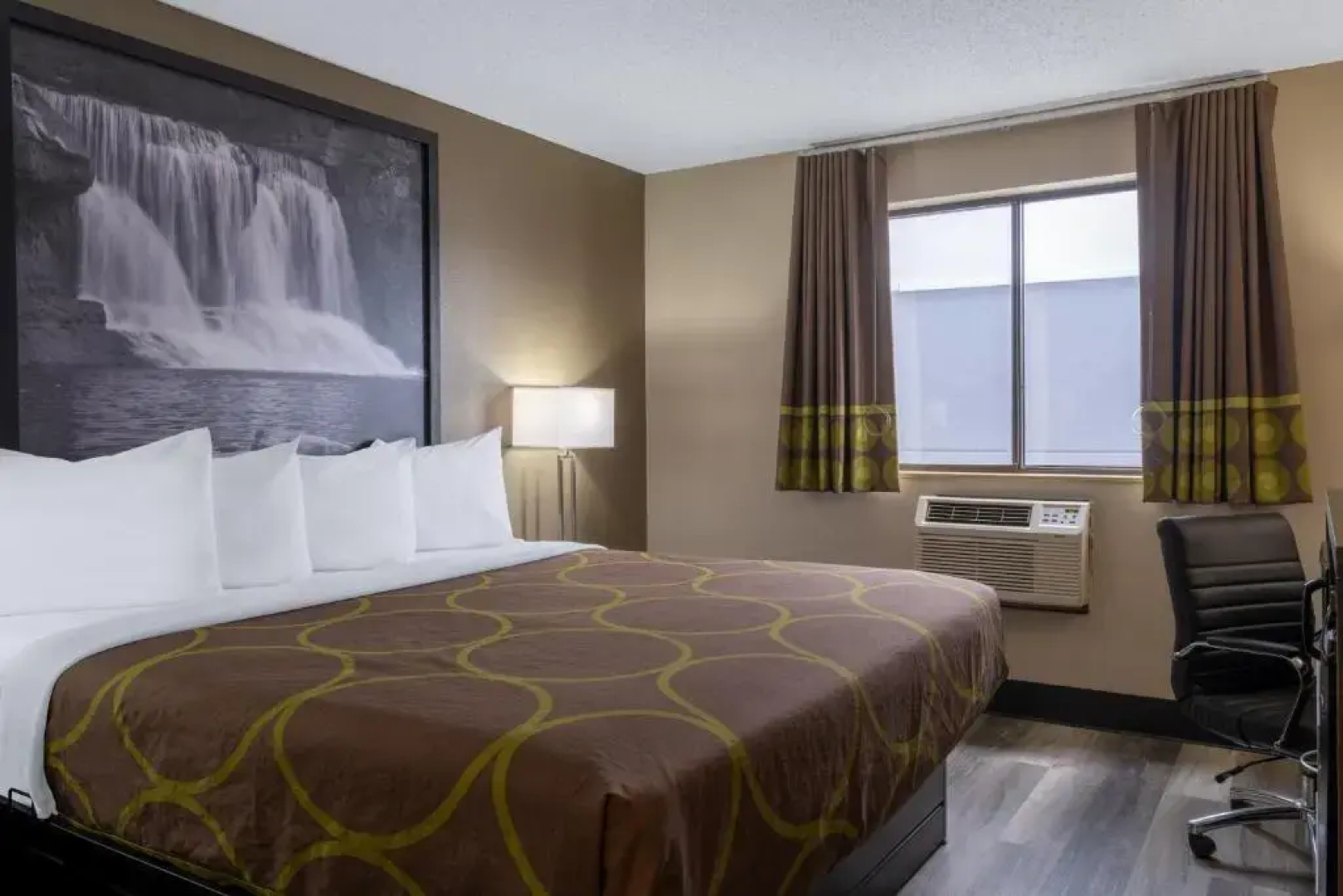 Super 8 Merrillville/Gary Area