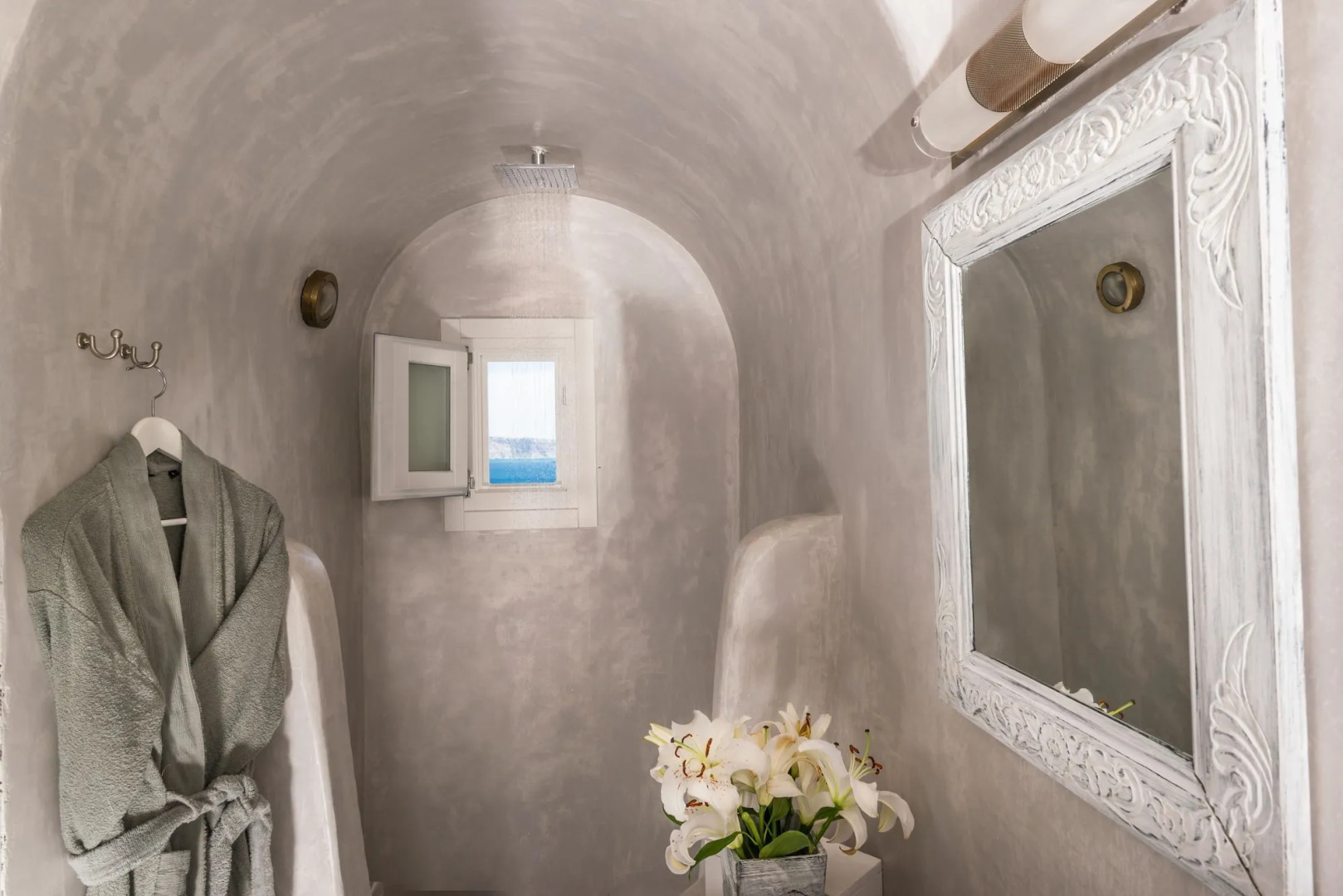 Alta Mare by Andronis