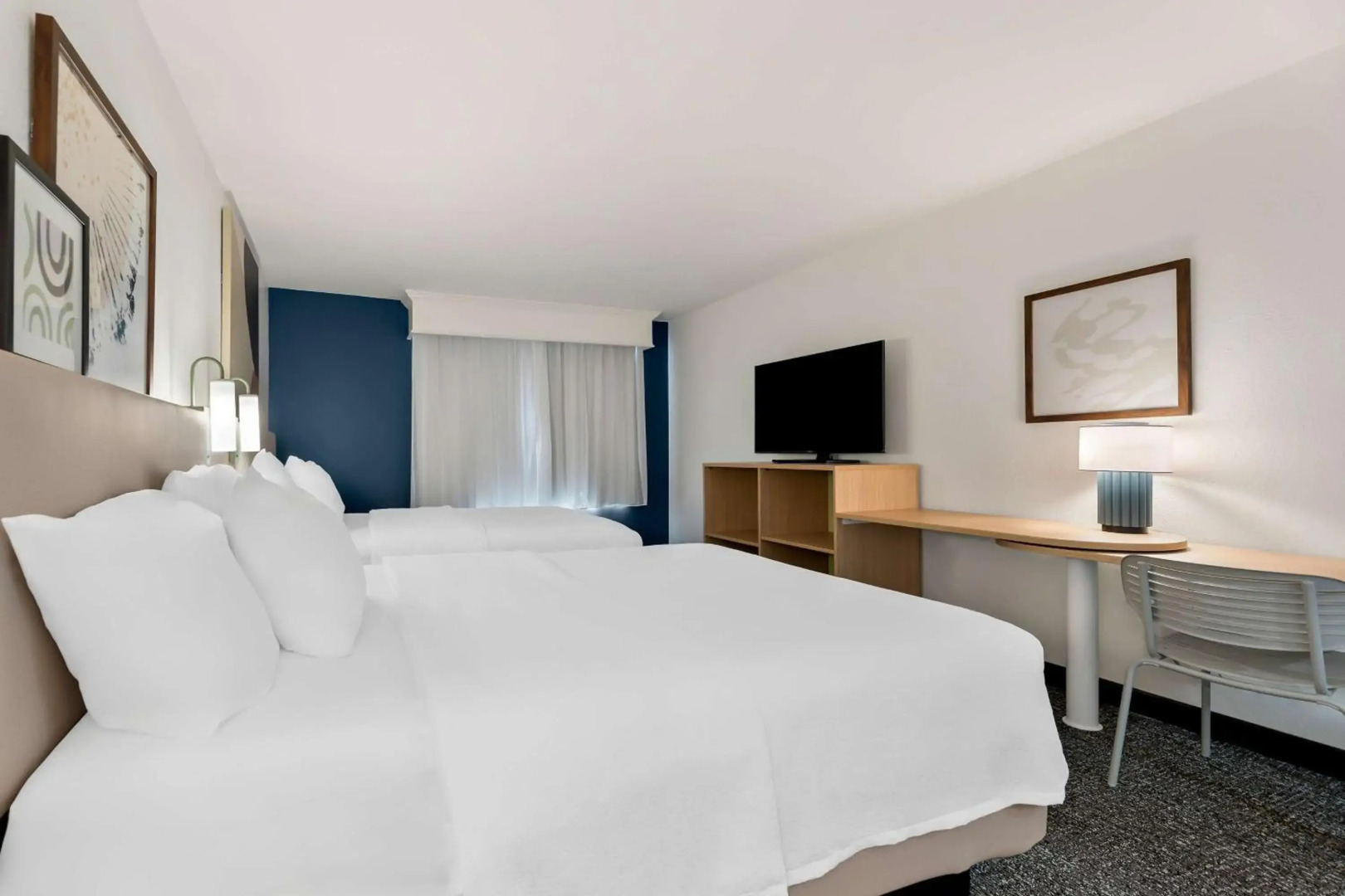 Spark by Hilton Tupelo