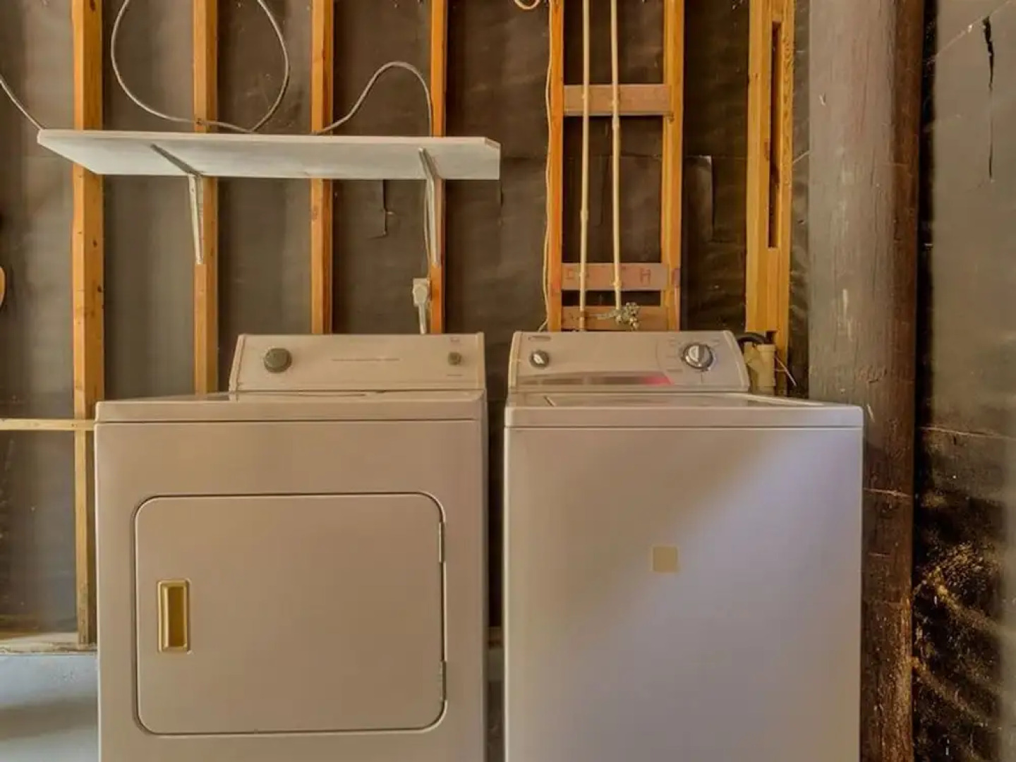 Seashell Cottage by Meyer Vacation Rentals