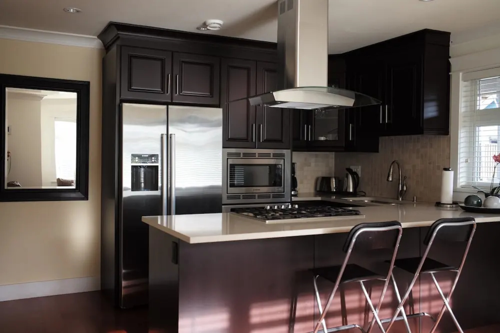 Kitsilano Home 2 Home