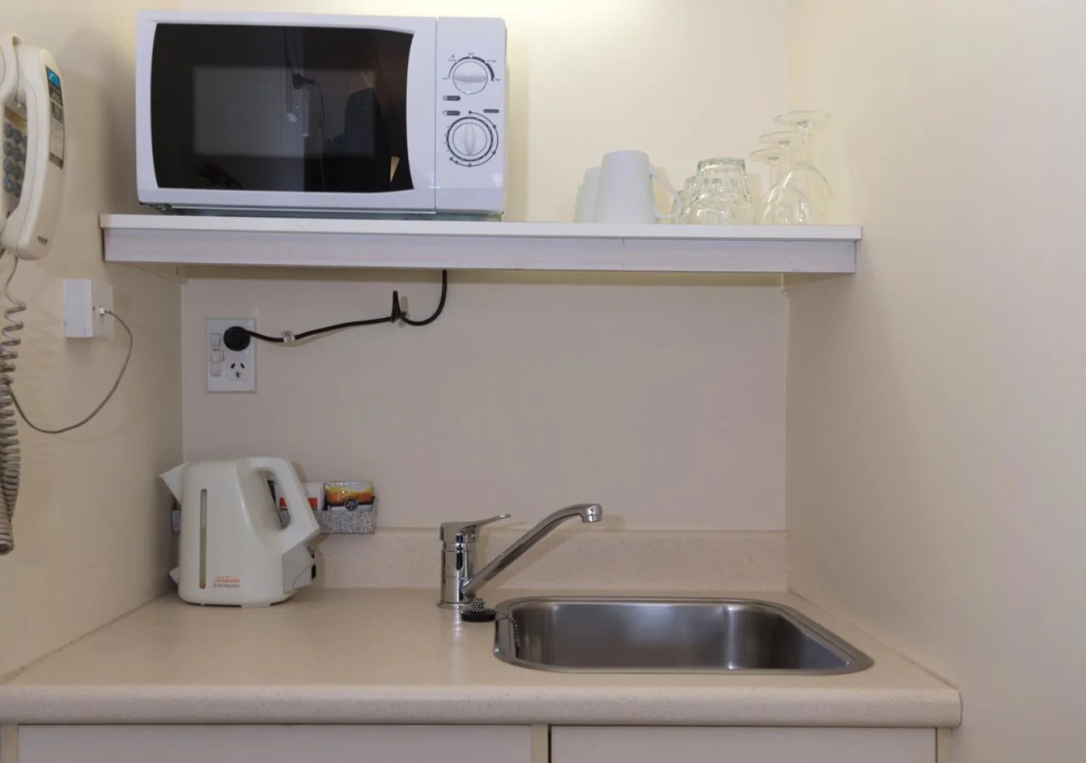 Country Comfort Accolade Lodge Motel