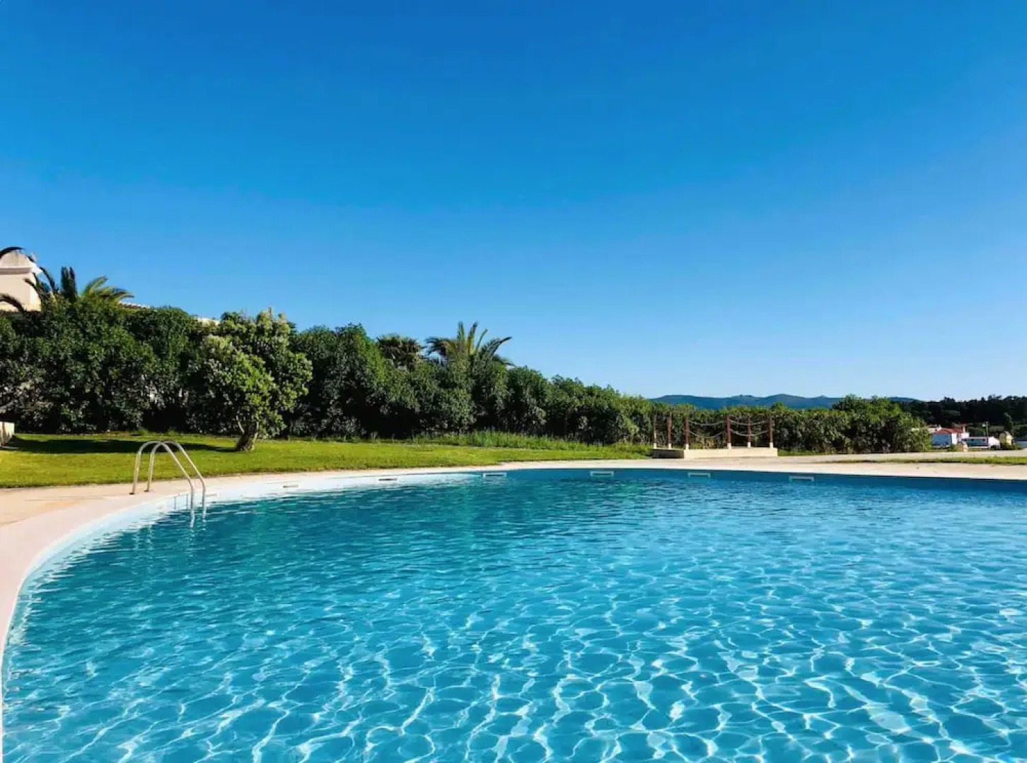 Sintra Surf Family Villa