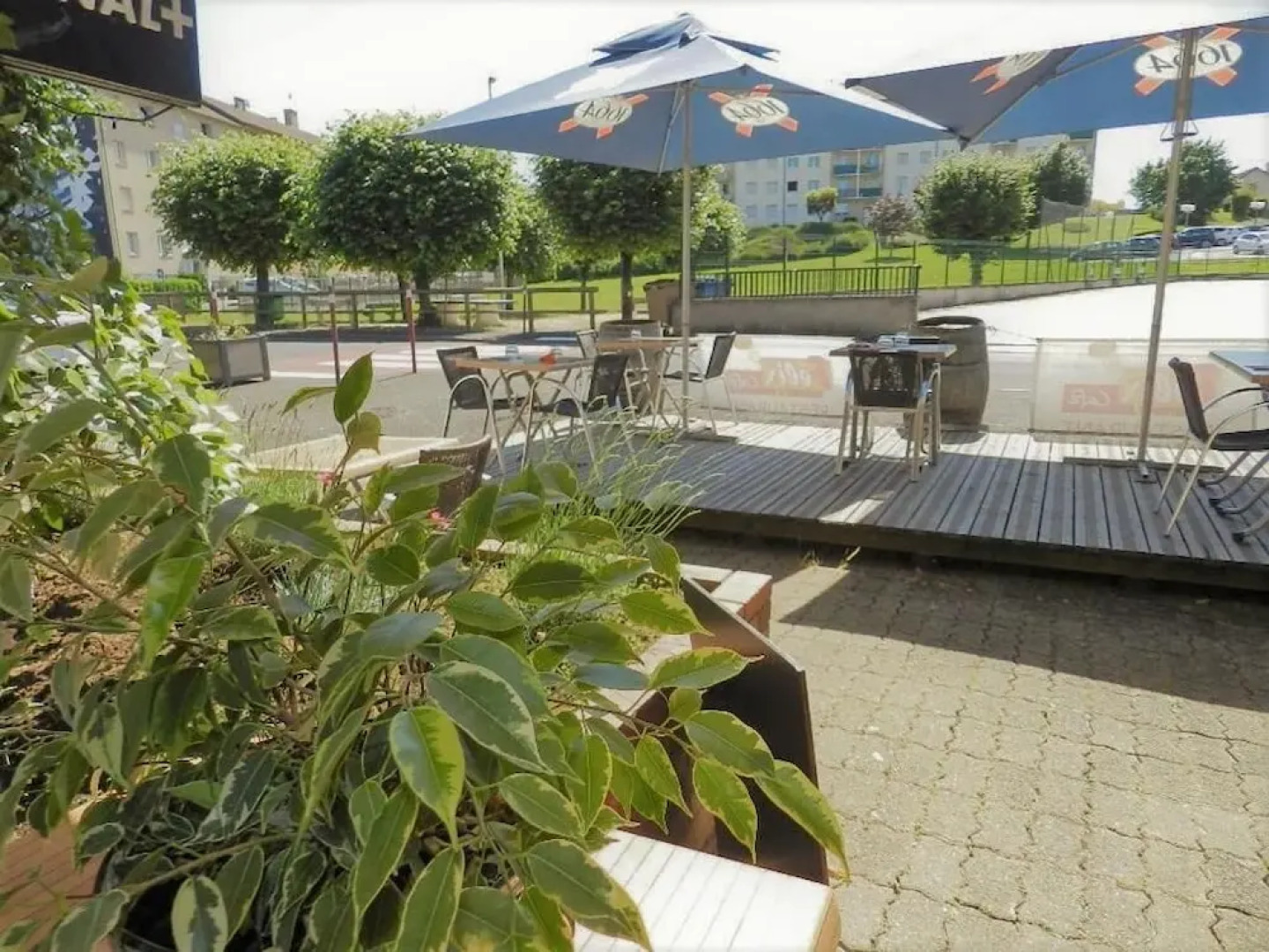 Les Provinciales Hotel & Restaurent