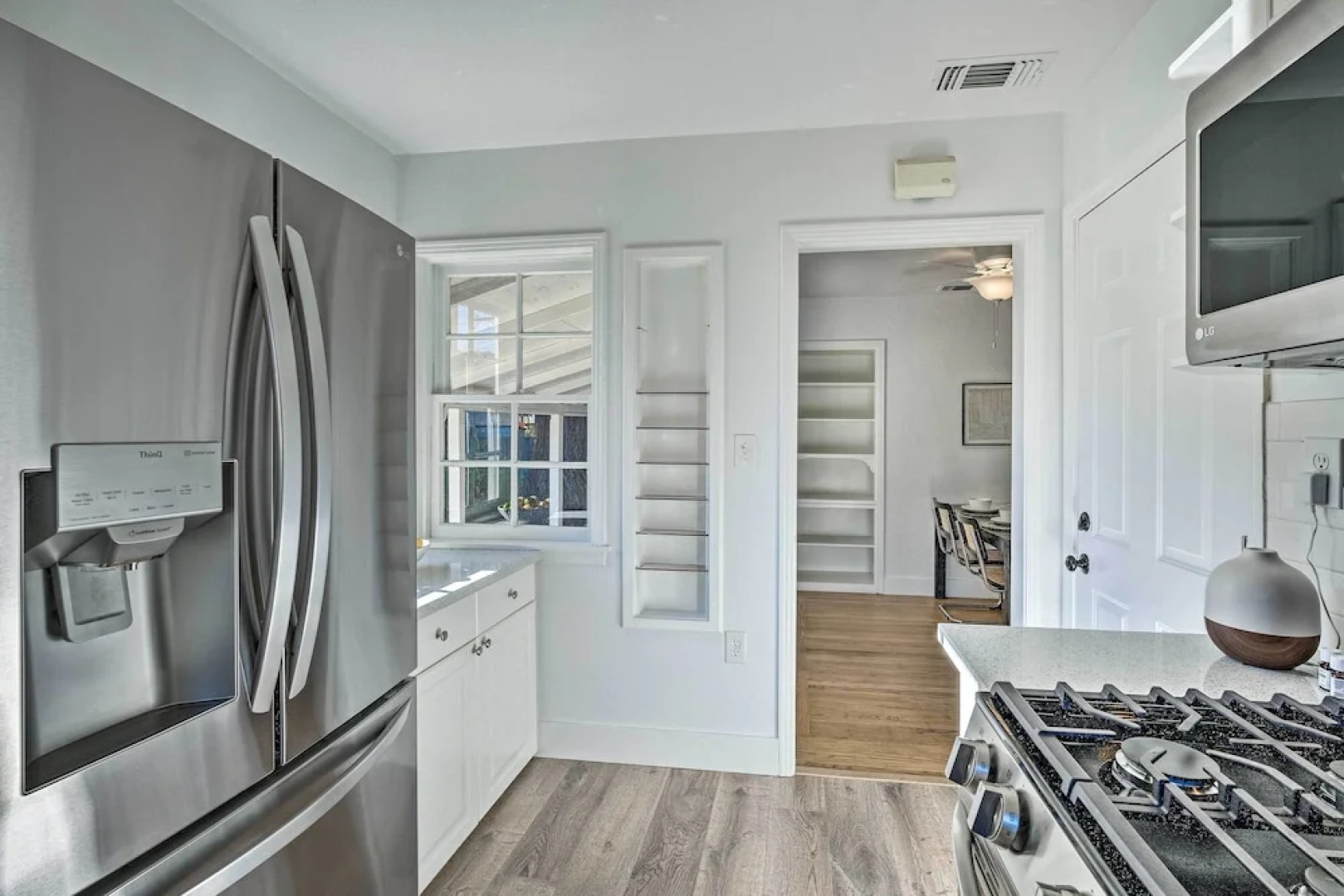 Cozy West Sacramento Getaway w/ Private Yard!