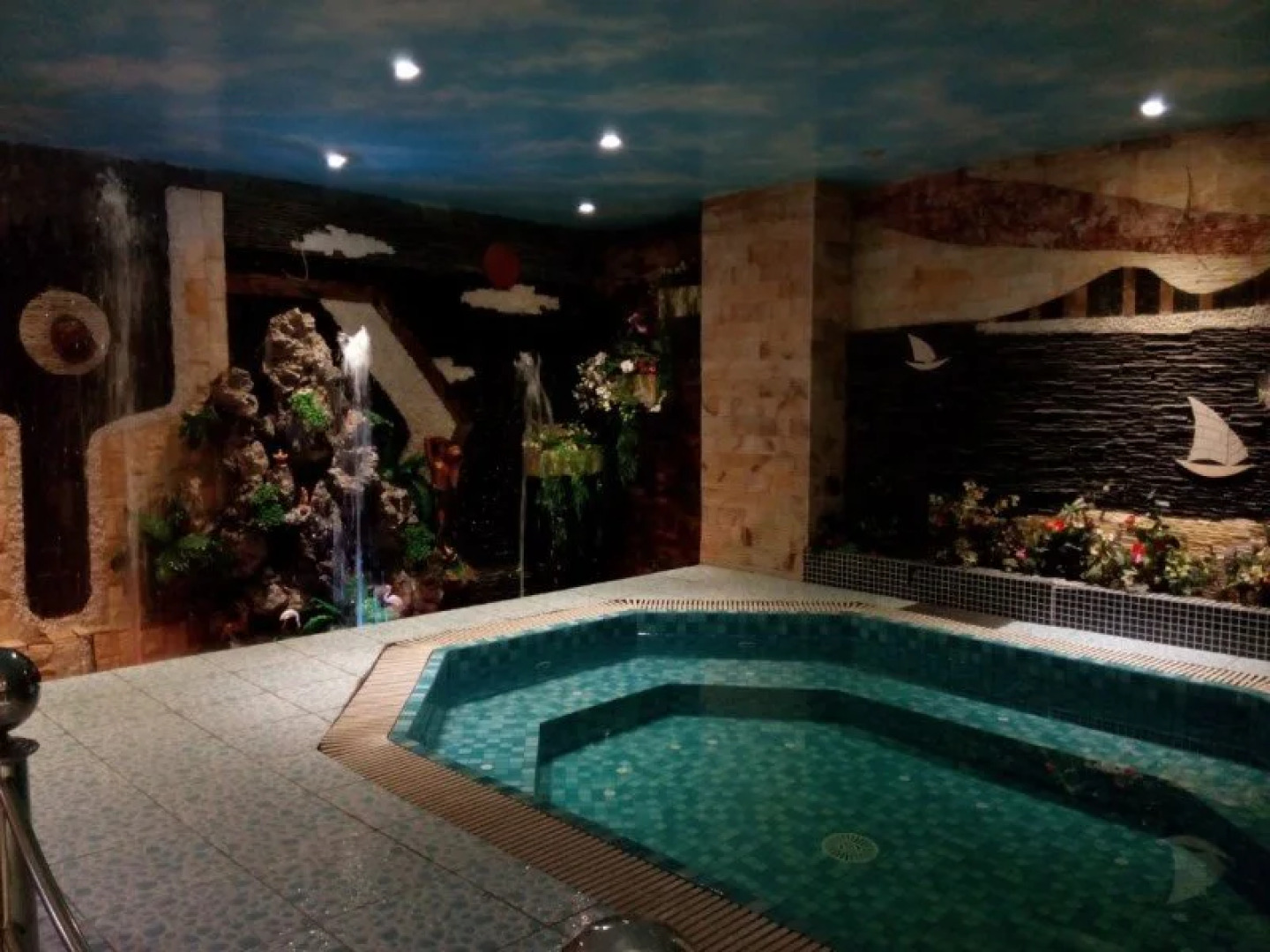 Nam Dinh Luxury Hotel