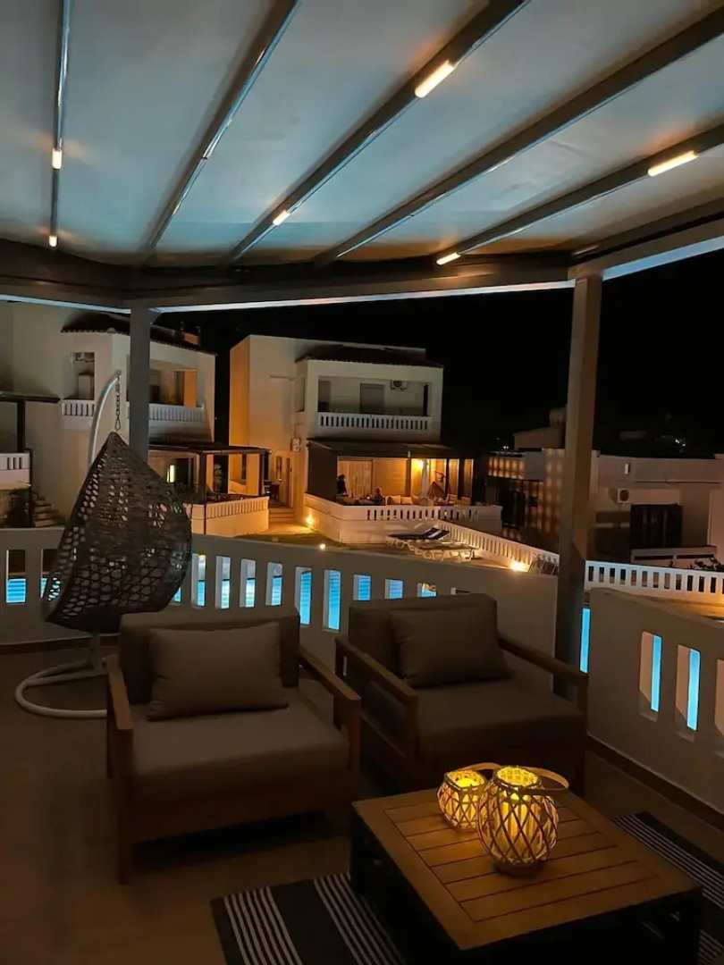 Villa Cook With Pool and Terraces With sea Views
