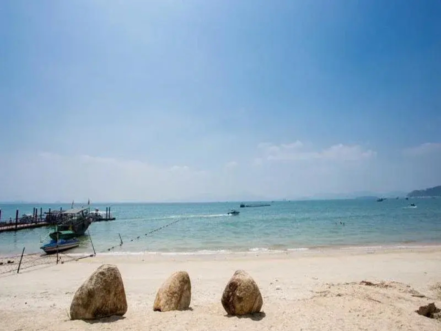 ibis Styles Huizhou Xunliao Bay