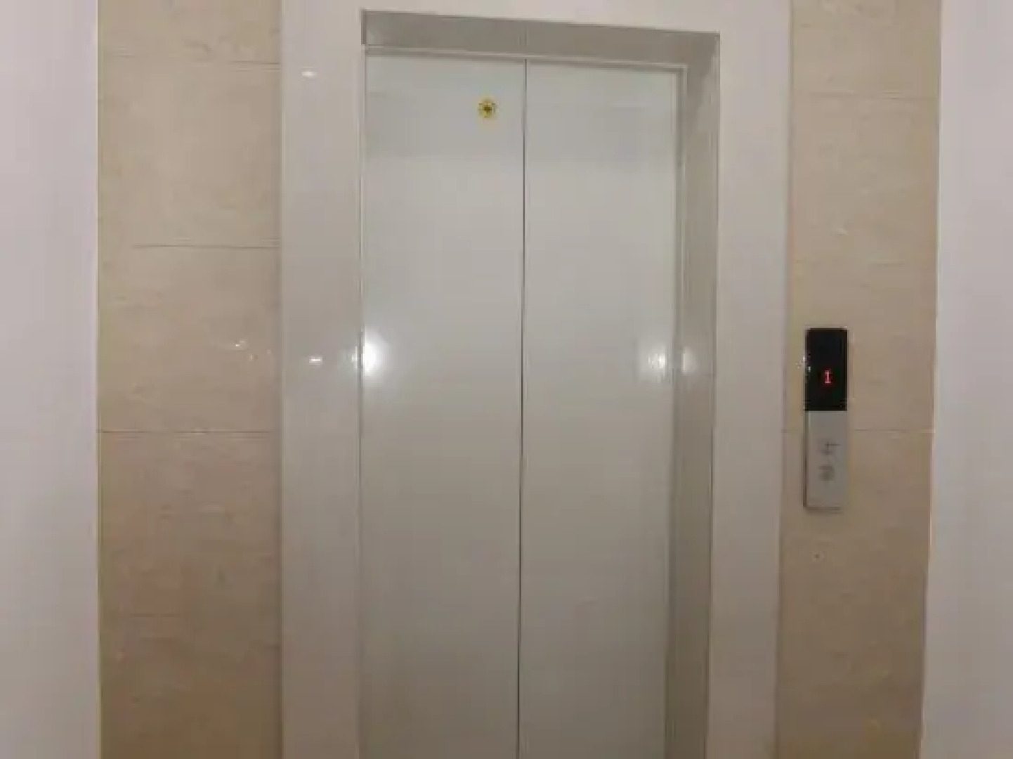 麻城富豪商务酒店