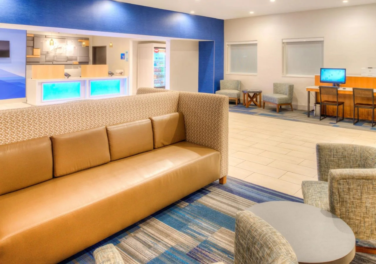 Holiday Inn Express Newberg - Wine Country by IHG