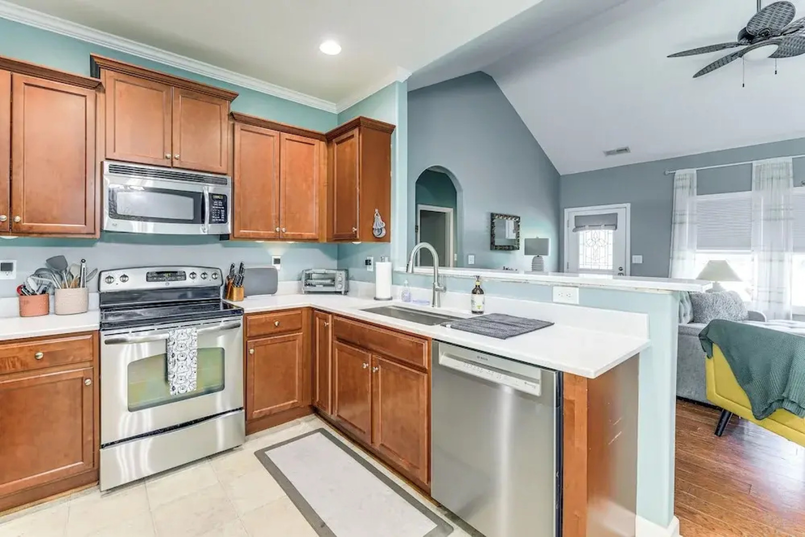 Sneads Ferry Home: Close to Beaches & Boat Ramp!