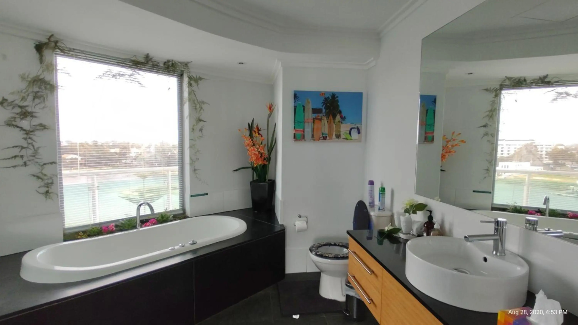A 406 FANTASTIC OCEAN BEACH and MARINA VIEW APT - MANDURAH