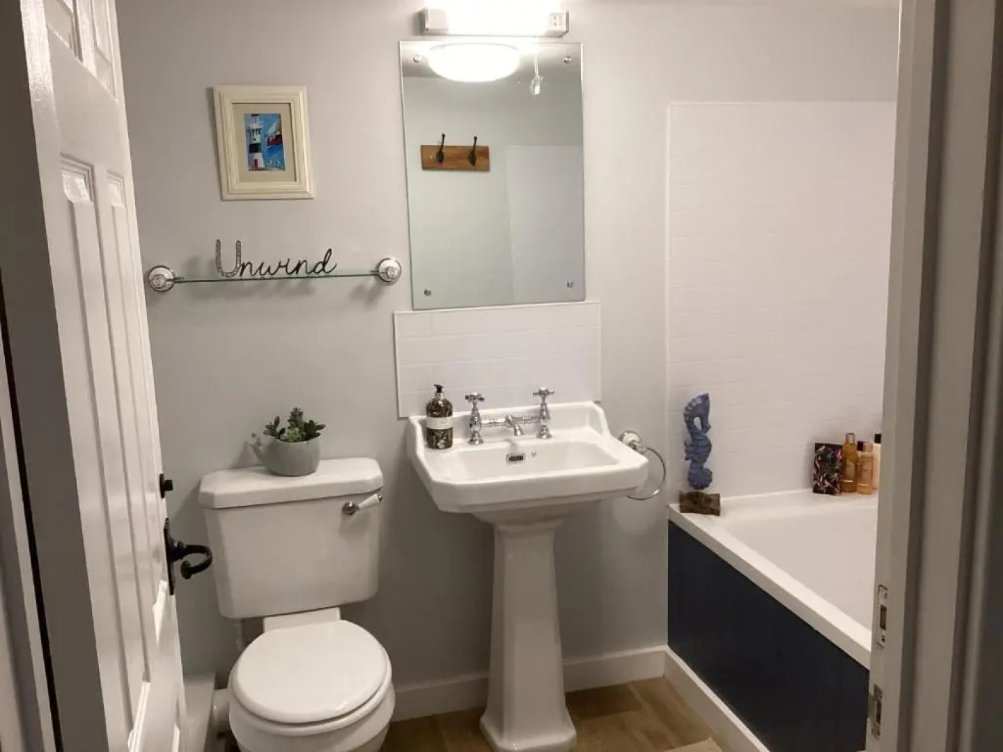 The Snuggery a Cosy Country Cottage