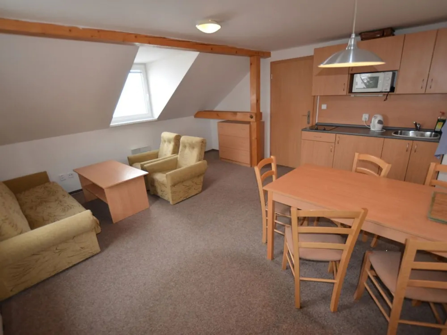 Apartment House in the Ore Mountains, Only 1km From the Valley Station / Loucná - Keilberg /