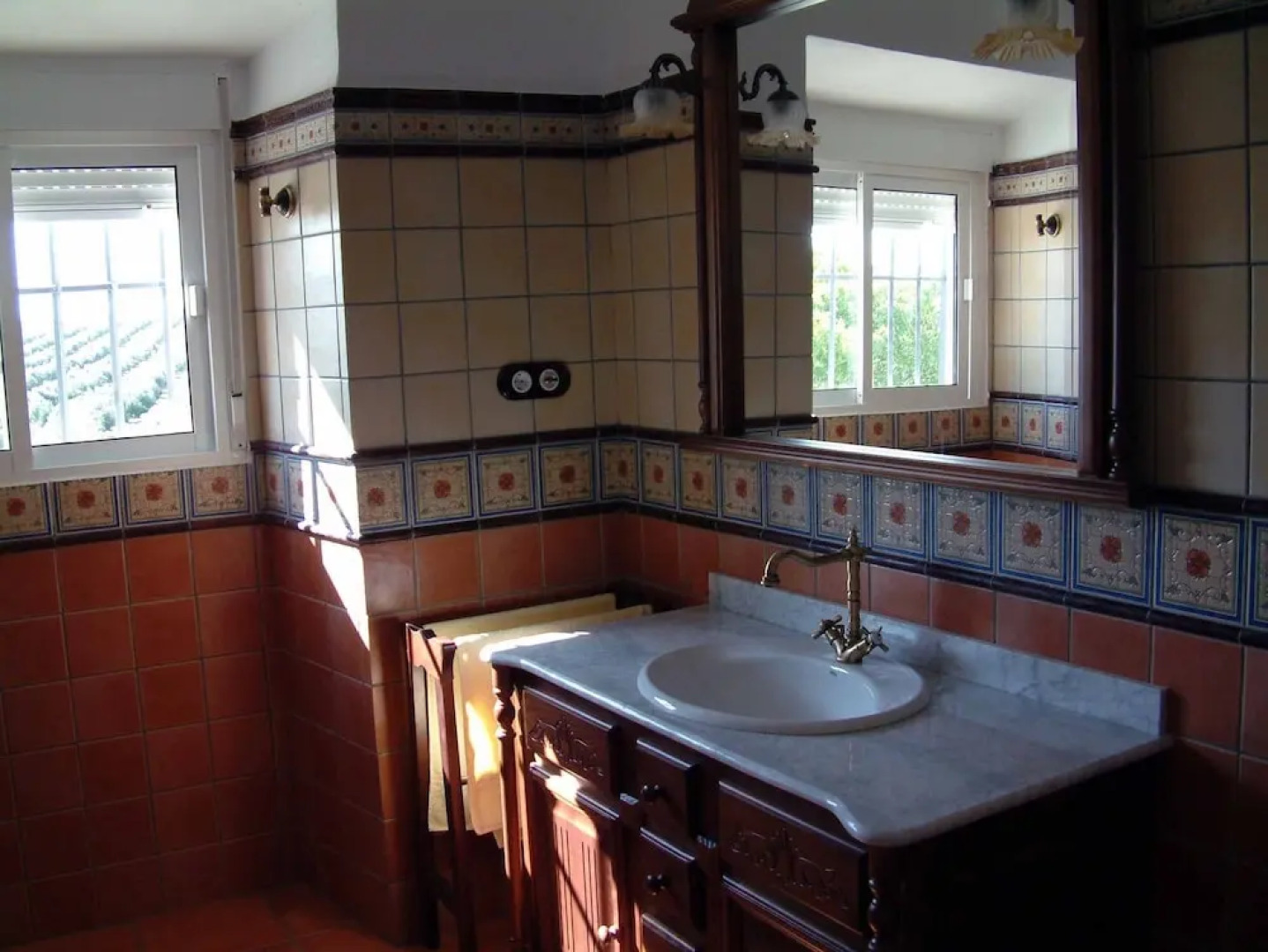 House With 9 Bedrooms in Aguilar de la Frontera, With Wonderful Mounta