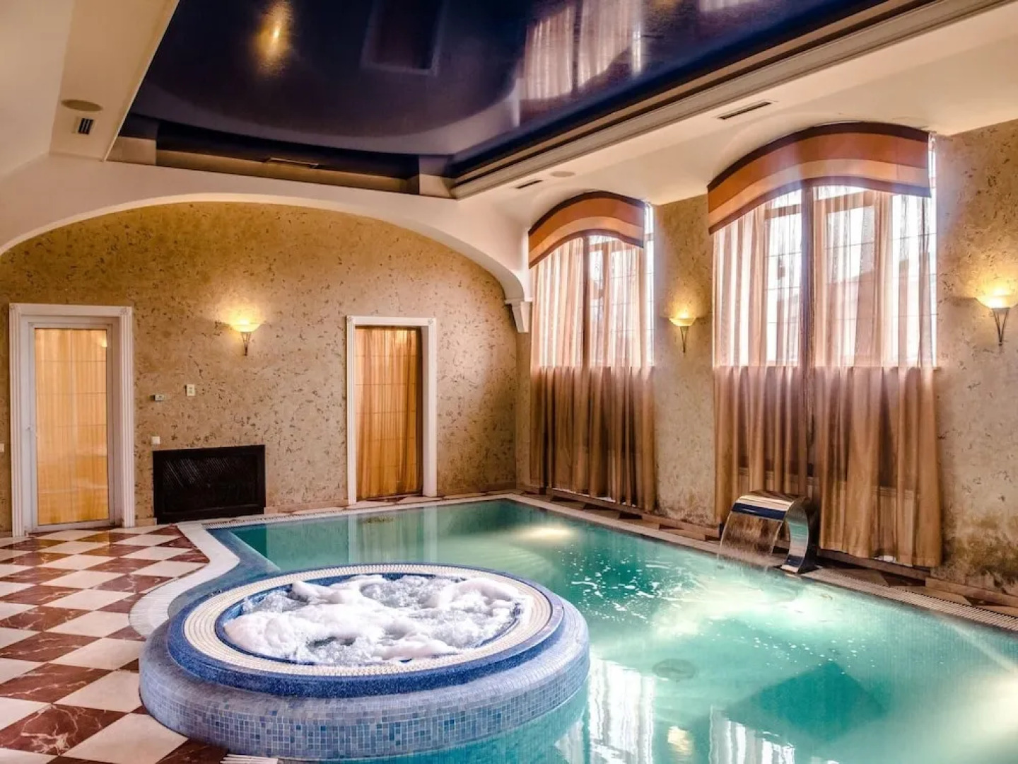 Отель «Горный ручей»