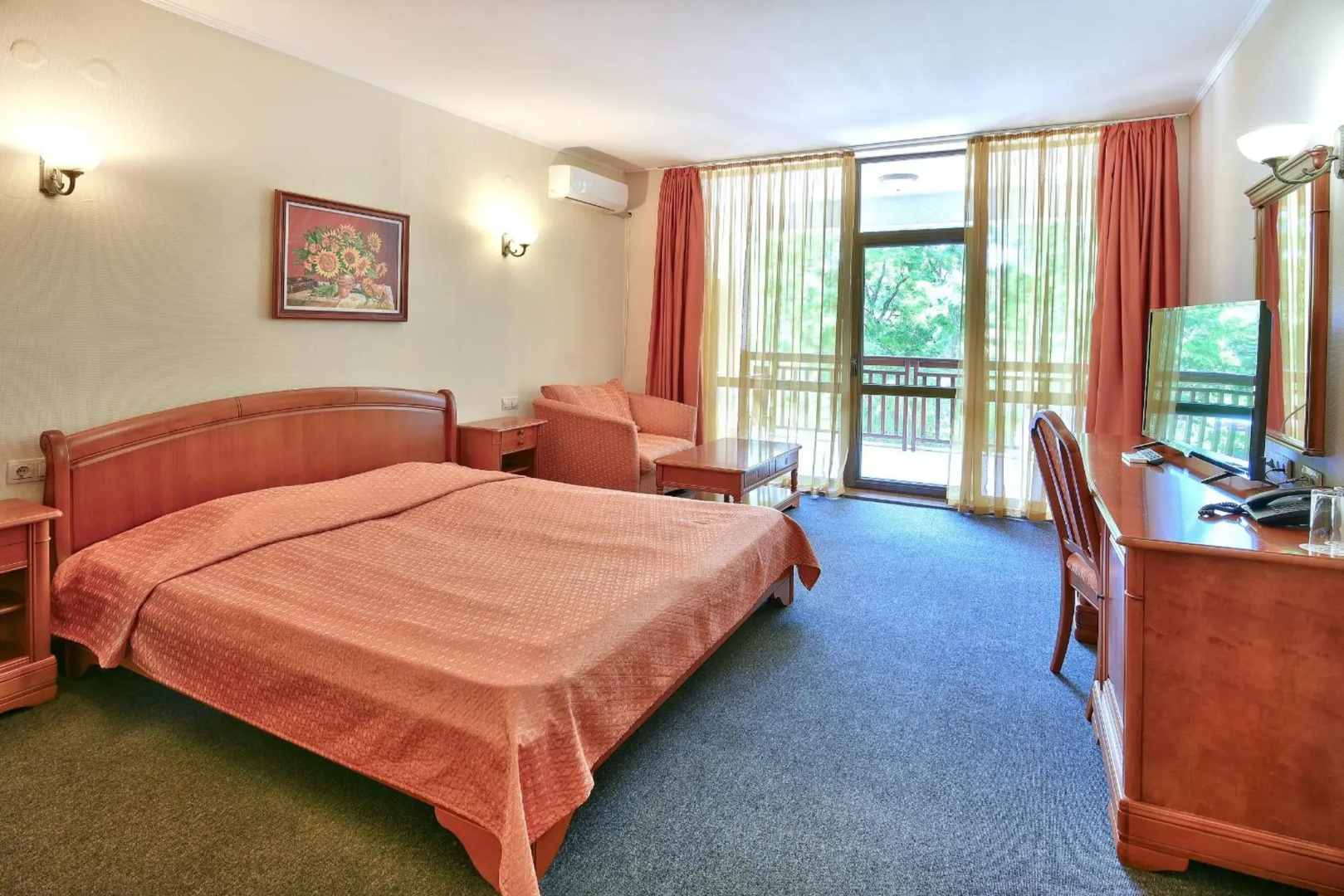 Estreya Residence Hotel and SPA