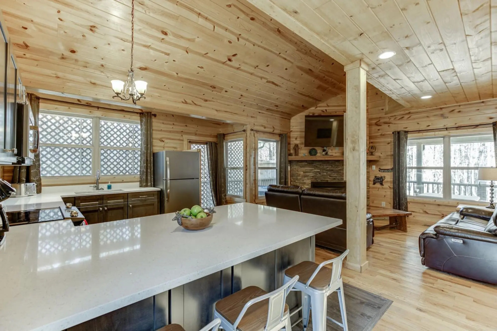 Escape in Cleveland with 2 bedrooms and 2 bathrooms