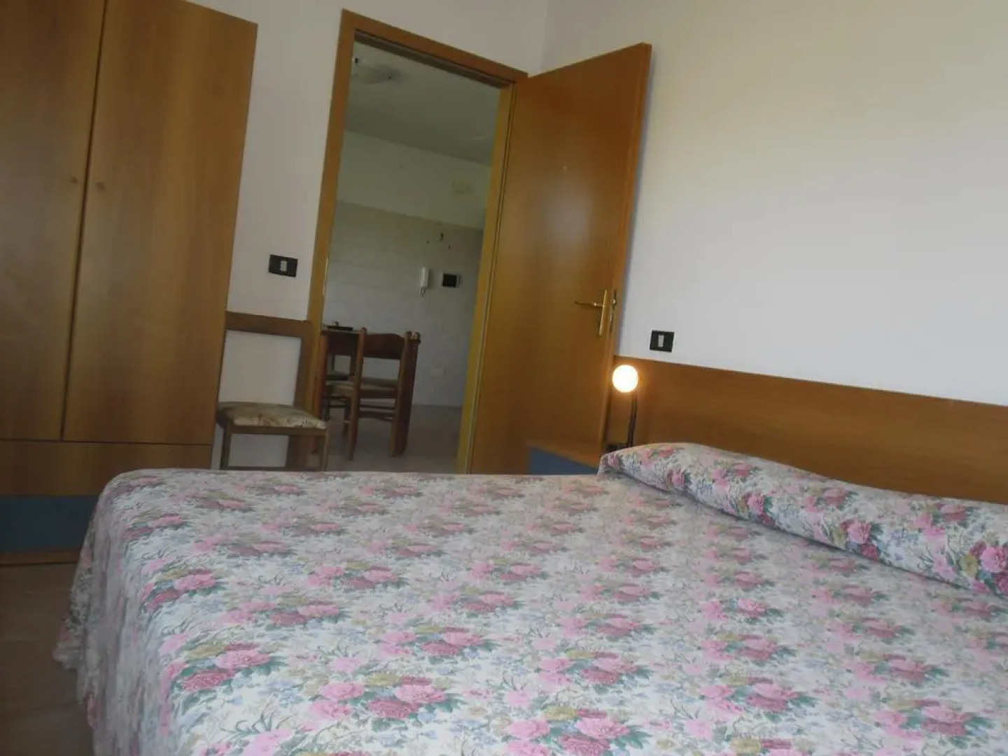 Polena Residence Hotel