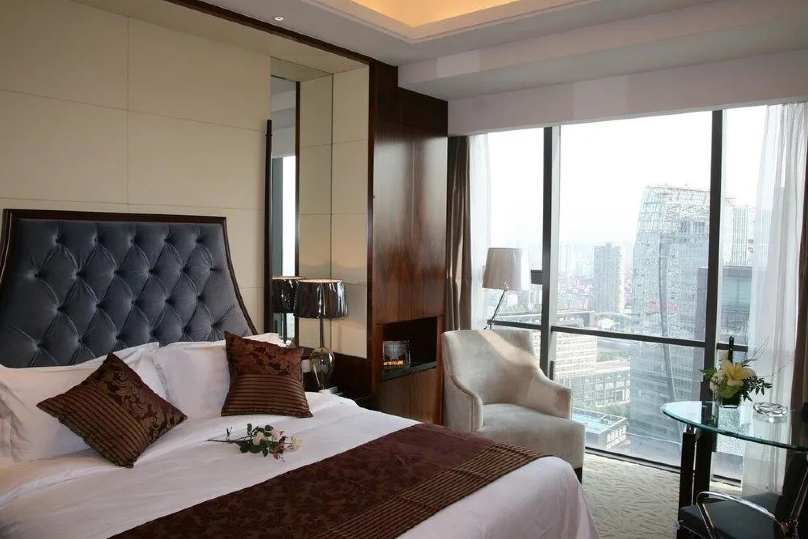 Gomine Apartment Hotel