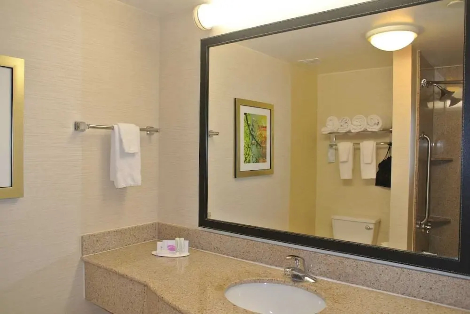 Fairfield Inn & Suites Marshall