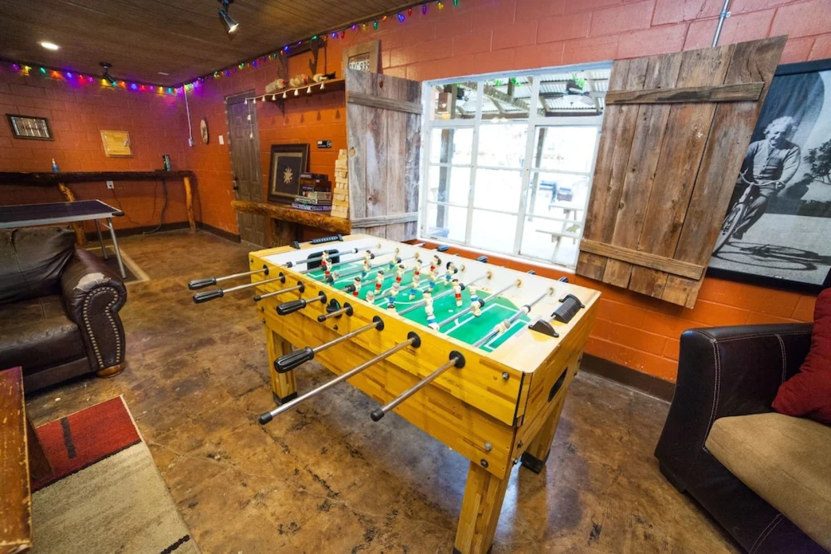 Geronimo Creek Retreat- Tipi 2 Red Fox