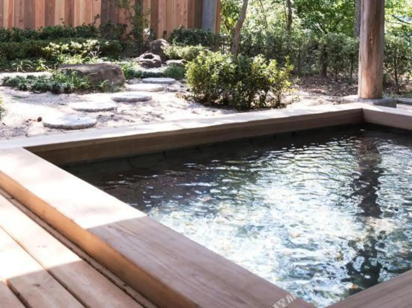 Hot Water / Vacation Stay 24467