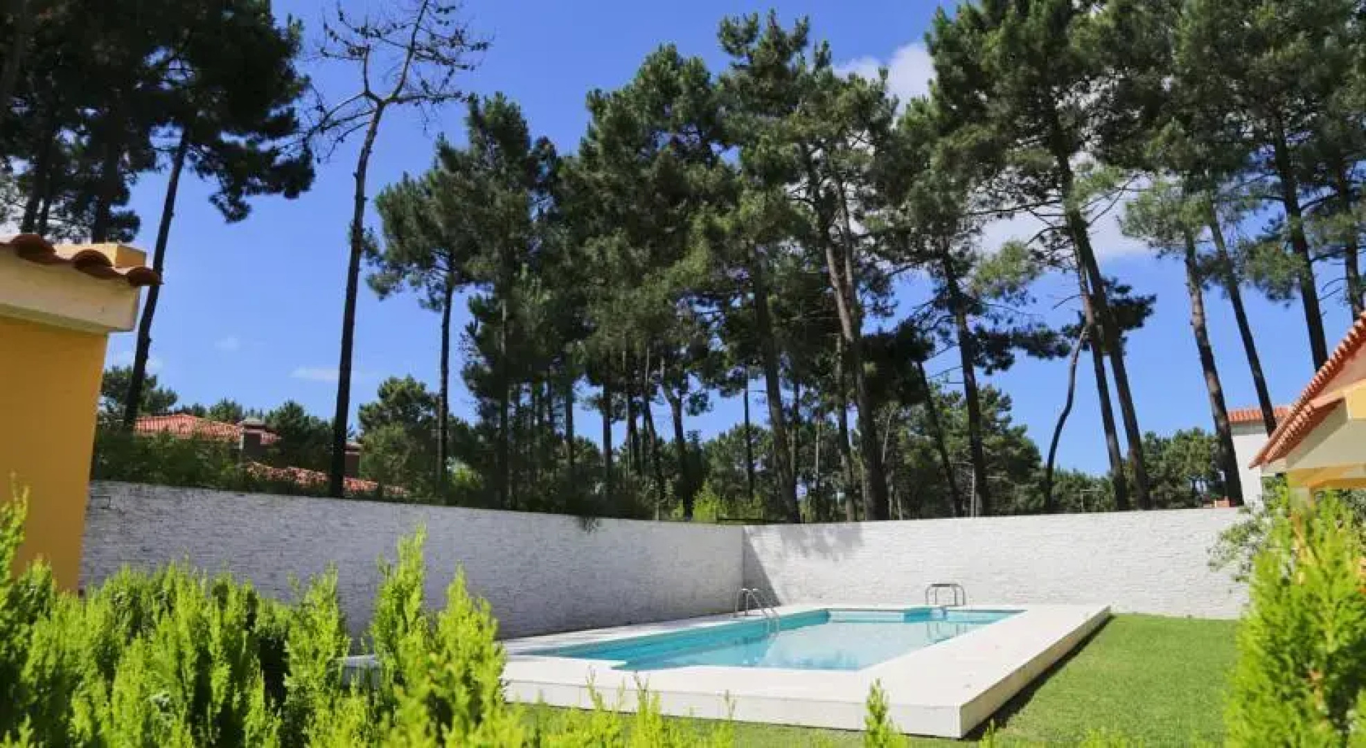 Beautiful Villa - 5 Bedrooms Near Sea and Golf