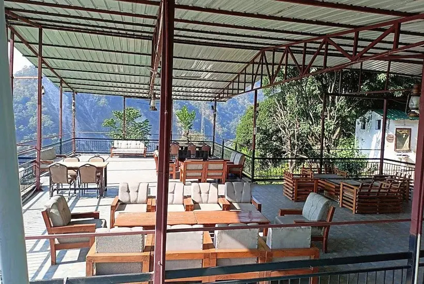 Saalvan Resort