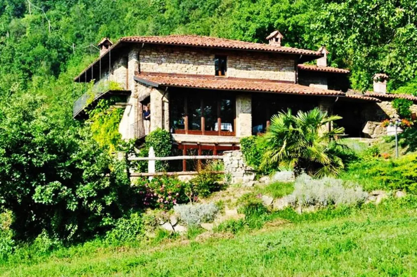 6 bedrooms villa with private pool furnished garden and wifi at Mombarcaro