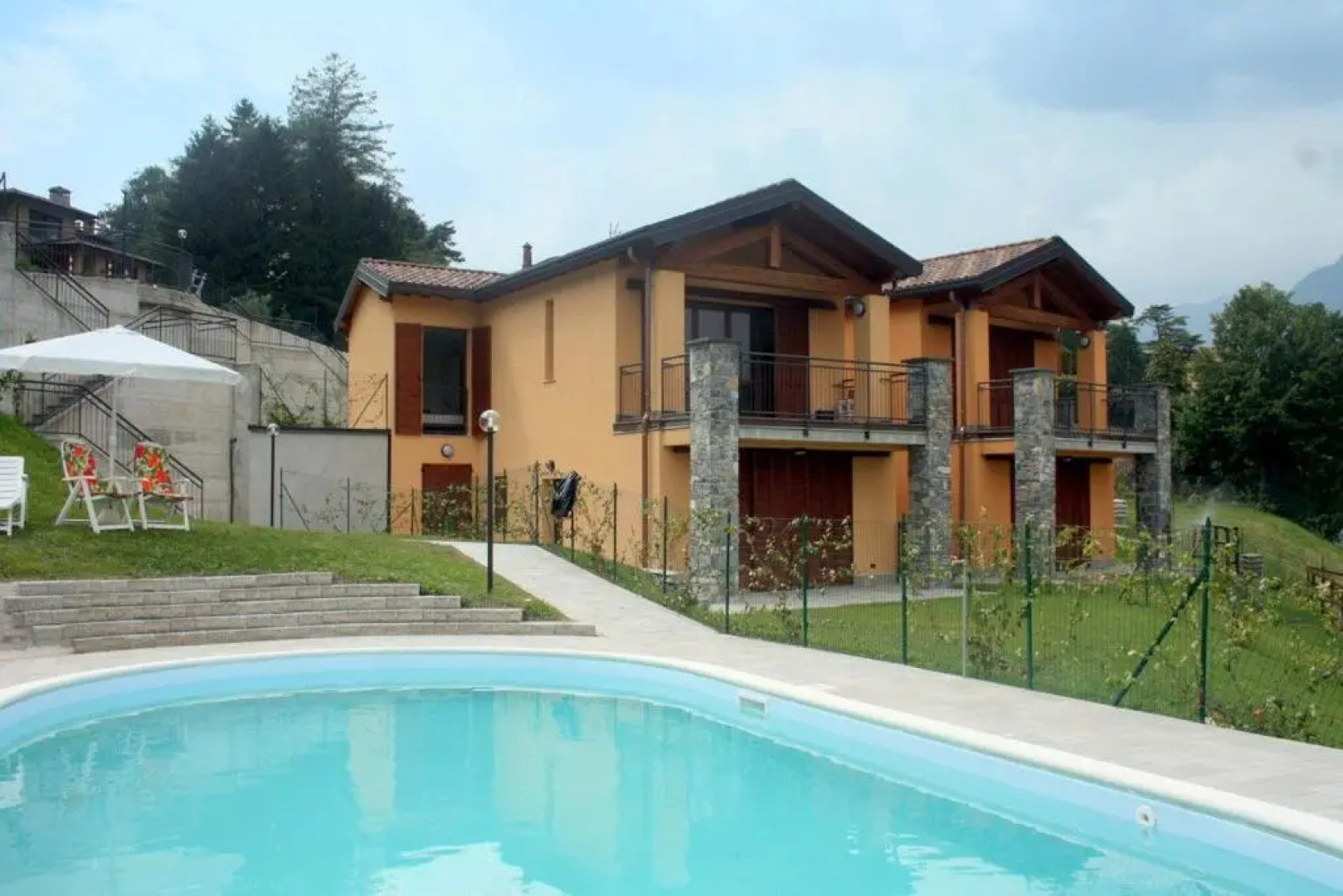 Oleandro Balcony 5 - Menaggio by Lovecomo