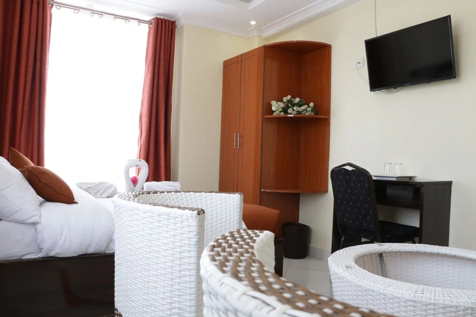 Claire De Lune Moonlight Hotel