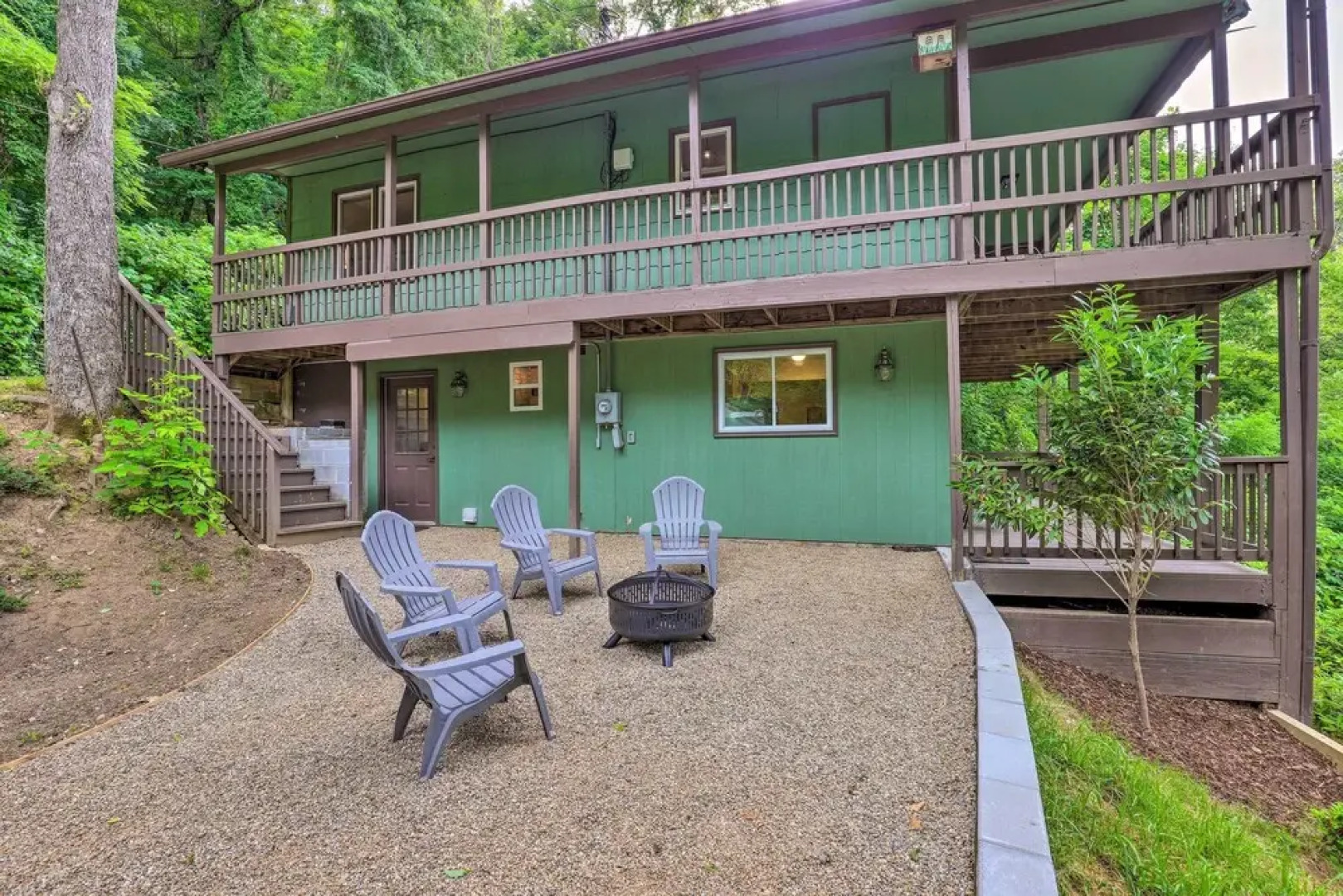 'serenity' Waynesville Home w/ Deck & Fire Pit!